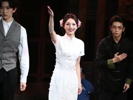 胖胖的剧场隔壁的干粮像家人一样
#音乐剧破墙 #强东玥 #太好听了