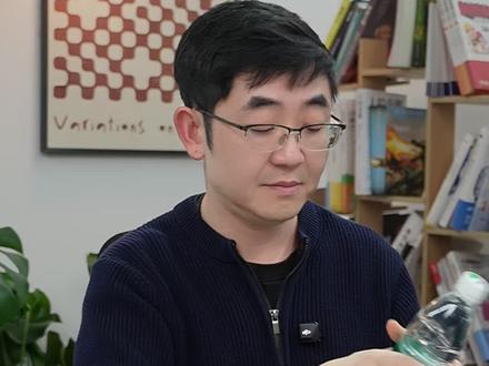 家里有多少钱 能送娃读国际学校? 到底多少家庭年收入,能对应读哪类国际学校?北上深全整理,费用+学校清单直接抄。#国际学校 #中产家庭 #学费 #教育规划 #亮哥留学