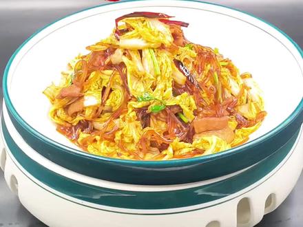 #做菜我是认真的老厨白菜到底怎么做才好吃,海岱版的做法,让你爱上吃白菜。一款经典的老菜。##同城美食