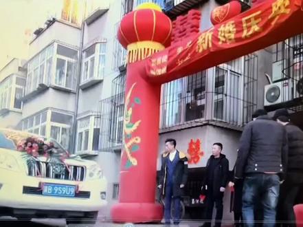 谁会对一堆土有感情
那是因为你在里边躺着