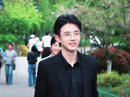 好朋友 我也要拍这个斯皮尔伯格镜头! #斯皮尔伯格 @陈智文呀