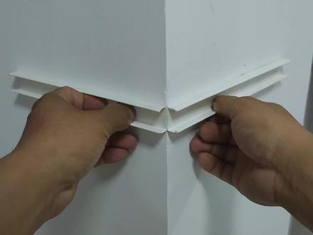 墙角怎么安装线槽?拐弯处有个三角缺口盖不住咋办?教你一招解决