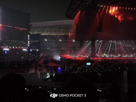 薛之谦演唱会5.10青岛站 耳机里出现的声音终于出现在了眼前。#薛之谦万兽之王演唱会 #大疆pocket3 #薛之谦青岛演唱会