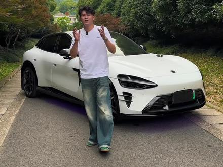 新车落地40➕的yu7max,你们见过吗?#小米yu7 #yu7max #yu7GT #年轻人的第一台车 #dou是好车