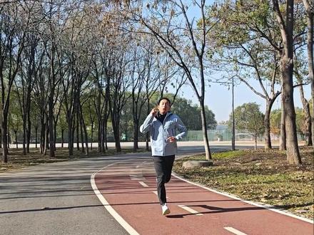 0基础跑全马,一年时间够用吗 #先跑再说