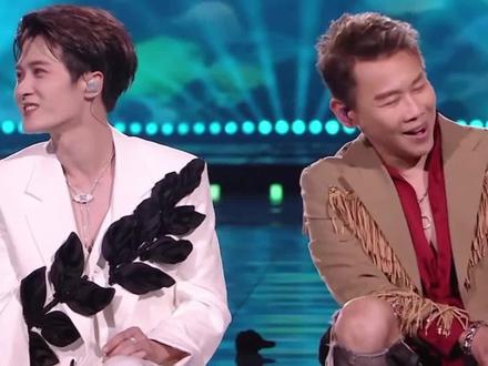 檀健次交出了一份满分的喆学毕业论文 #檀健次 #陶喆 #胡彦斌