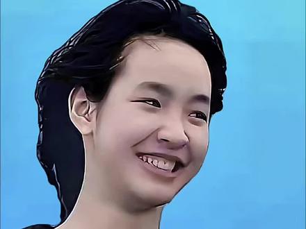 紧急寻人!罗敏娟,女,16岁,身高162厘米,湖南绥宁县人,还是一名高一学生。她于2026年3月14日早上6时许,离家上学时却没有到学校,此后进入失联的状态。
此外,有好心人提供线索,女孩失联当天的晚上20时许,曾有人在绥宁县神滩公园大桥见过类似特征的女孩,此后没有再发现她新的活动轨迹,至今也没有返回家中,也未回归学校。
其失联时身穿黑色戴帽衣服,牛仔裤。希望好心人,特别是神滩公园附近居住的居民、公园内外的行人、过往车辆司机等好心人,能够帮忙留意类似特征16岁女孩的行踪,并积极提供有用线索,共同助力16岁的她早日回家、回归学校。#本地新闻#失联#寻人启事#助力寻人#正能量