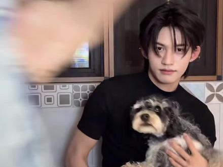 一家三口甜死了#郝熠然#云旗#直播录屏#直播#小星河