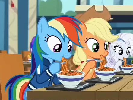 这豆包搞怪来的吧?#二次元 #动画片 #小马宝莉