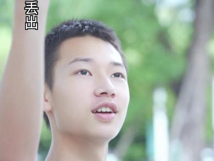 你们见过像鸟一样扇动翅膀的纸飞机吗?#纸飞机 #科学少年米吴#5月21日儿童礼物节直播