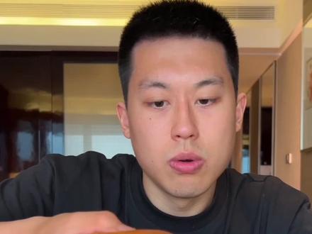 今儿测评一下国内肯德基所有汉堡单品!#肯德基牛堡不是一般的牛