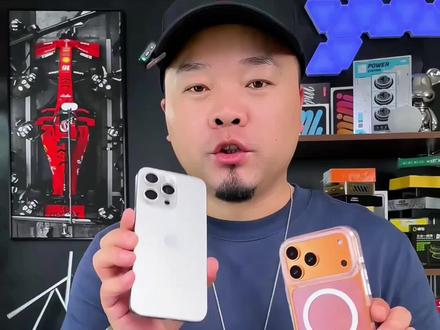 苹果AI来之前,iOS26.2就是嘴强版本(附升级建议机型) 苹果在今天流程发布了 iOS26.2,修复了 26 个 Bug;
目前使用一天下来,结合粉丝反馈,这个版本解决了 iOS26 发布以来关于稳定性、续航、发热以及 Wi-Fi 断连的情况;
🔥🔥🔥升级建议:适合已经在 iOS26 系统版本的所有机型升级!❗️❗️❗️升级完之后前一两个小时一定,一定,一定要重启一到两次!
不建议升级:在等苹果 AI 的不建议升级,对 iOS26 不感冒的同学以及系统在 iOS18 以及 iOS17 的同学,也不建议升级,iOS26 的动态玻璃效果对手机续航以及性能占用有些高,iPhone16 以前的机型,可以等等 加入 AI 的大版本,预计一到两个月内发布!
❓❓❓有任何问题欢迎随时评论区留言补充,玩机不抬杠,开心最重要,如有不同意见,以你的答案为准🥳#iPhone17 #iOS26 #iPhone #苹果手机 #数码科技