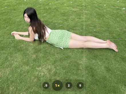 草坪拍照绝美构图!🌳📷 阴天也能拍出超有氛围感的照片☀️
沙漠级拍照教程,不信你的拍照搭子学不会!!
#草地拍照姿势 #拍照教程 #草坪躺拍 #生命力满满的拍照姿势 #拍照构图技巧