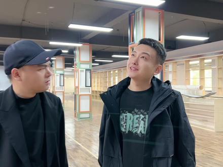 身边有这样的好兄弟足够了,成则举杯同庆,败则拼死相扶。一起加油!