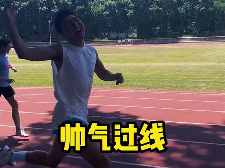百米大战!草根选手挑战国家1.5级田径运动员,看看究竟花落谁家!@是郭雨妍 #野球帝courtman #chasethemoment @野球帝