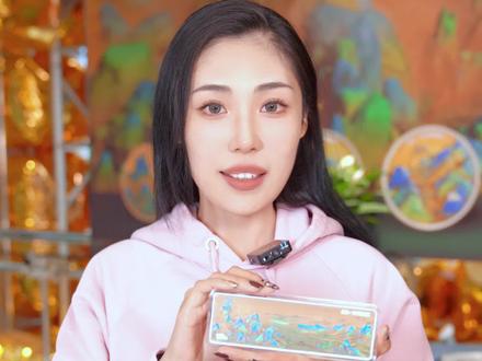 千里江山图金银纪念币究竟怎么样?它和其他纪念币相比有什么特别的地方?欢迎来到中国金币北京零售中心可以看到更多细节和纪念币。#中国金币 #纪念币 #金币 #银币 #创作灵感