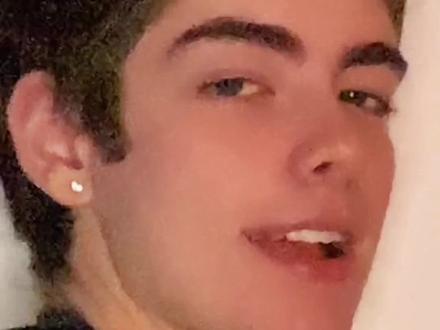 POV:当你发现自己被超级受欢迎的他盯上时…
#fyp #欧美帅哥 #pov #connor #帅哥