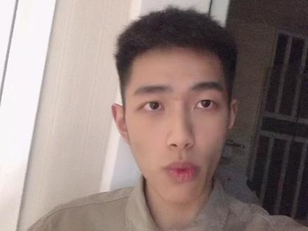 又是刻苦练习郭语的一天#郭老师 #郭言郭语 #迷惑行为大赏