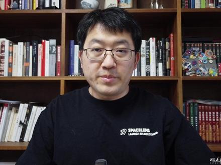 星舰V3首飞基本成功,马斯克的新故事有了支点 #星舰 #航天 #马斯克 #SpaceX #IPO 一级溅落失败,二级表现完美,但发动机体系还存在隐忧。