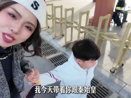 带娃坐了这个特别的双层巴士,沉浸式了解一趟我们大西安!! 来西安旅游的朋友都可以看过来!!!!#西安城市观光车 #西安旅游攻略 #西安旅游打卡 #西安大雁塔 #亲子游玩好去处