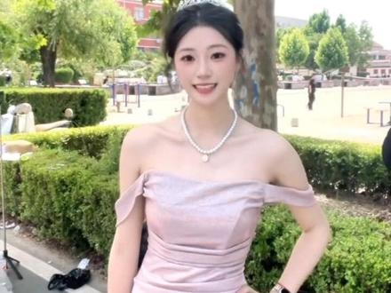 本小姐毕业了🎓#毕业#礼服转场#高中校服
