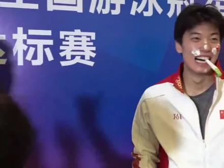 早期的汪顺一股纯正的体育生味#汪顺 #游泳运动员 #体育生