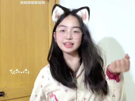 《燃烧我的紫薯精》震撼发布!!!! 我就知道周小闹推迟更新会出问题哈哈哈哈哈(bgm:@小懒 )#原创摇 #二创 #周小闹 #紫薯精 #卡点舞 (介意可,太爱看紫薯精了刷到这个音频就想着编舞)