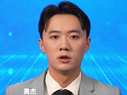 众擎机器人T800一脚把自家CEO踹翻在地,围观同事嘴角根本压不住#机器人