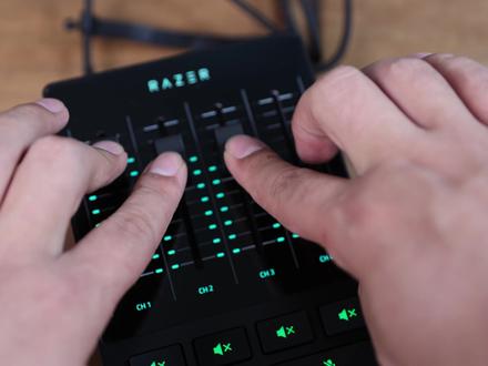 【首发】雷蛇直播三件套-幻彩补光灯-4路调音台-魔音海妖BT 开箱简评 #直播设备 #雷蛇