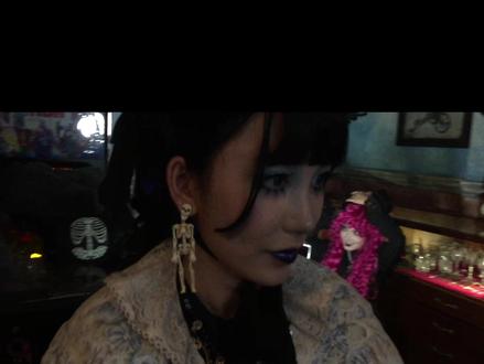 爱撒娇的女孩最好命 私下和朋友相处就这样 当挂件 😋
#哥特风 #暗黑系 #朋友 #lolita #闺蜜在一起的样子