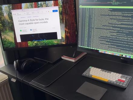 实测Gemma 4本地运行 笔记本与台式 谷歌最新开源AI模型Gemma 4发布 基于Gemini 3技术 视频使用LM Studio在MacBook和台式机上分别安装测试7 5B和26B参数版本 涵盖