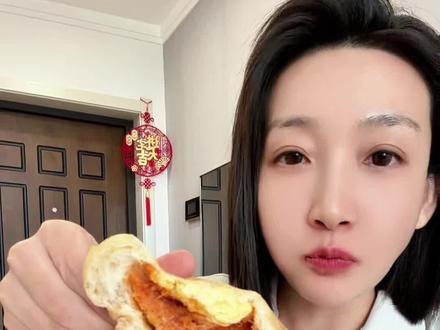 麦语纤言欧包全家福 陪伴我一整个管理期的欧包!好吃已经说累了,真的没有能拒绝的了~#满满馅料 #好吃到停不下来 #欧包推荐