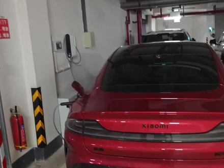 单程 720km 开新一代 SU7 回老家是个什么体验? 单次充满电到底能跑多远?高速充电快不快?五一期间找充电桩容易吗?这个视频你都能找到自己想要的答案。对小米 SU7 感兴趣的,都可以认真观看。#我和我的小米汽车 #新一代小米SU7 #电车续航