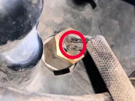 铃木UY125温度传感器故障特征
1,故障灯常亮
2,怠速不稳
3,无故熄火,打火困难
4,需重新启动电门才能启动
#铃木UY125 #温度传感器 #踏板车维修