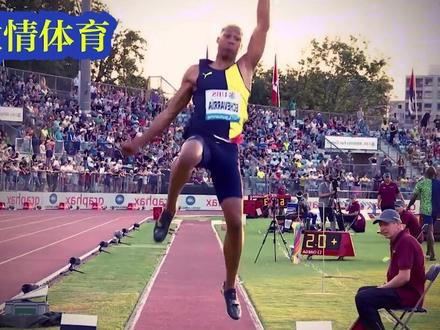 #跳远 前方注意!有人在飞!@抖音小助手 @DOU+小助手