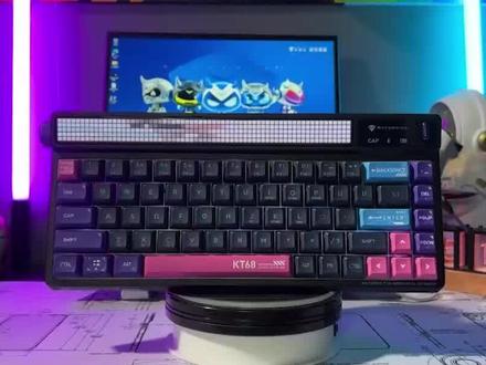 K500三模灯光很酷,咱家的KT68灯光也酷,还带屏幕呢!#机械键盘 #数码科技 #客制化键盘