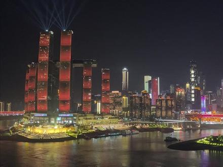 持续50分钟+8000架+激光水秀!重庆跨年夜无人机表演时间+临时交通管制公布#重庆 #元旦节 #无人机 #重庆无人机展演 #跨年