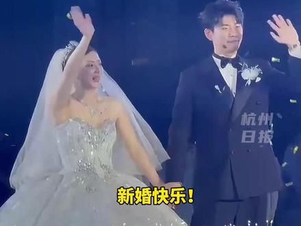 世界冠军黄雅琼、刘雨辰举行婚礼。(来源:中国蓝新闻)#黄雅琼 #刘雨辰 #热点 #黄雅琼刘雨辰 #羽毛球