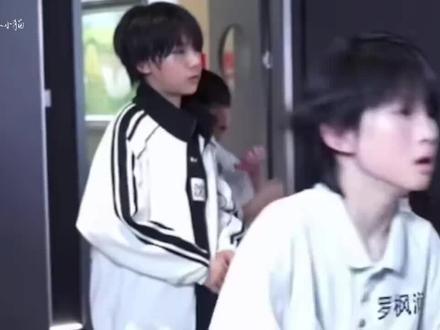 五代考核镜头丨陈璟翊#tf家族跳舞 #tf五代试训生 @DOU➕小流量助手 @DOU+上热门 @陈璟翊(yi) #陈璟翊公开