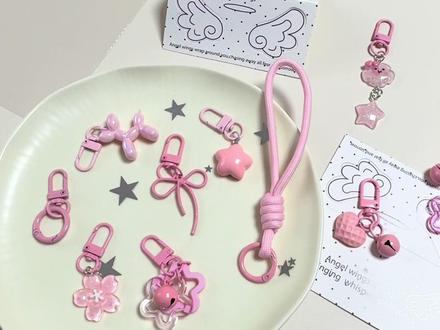 拼豆人集合!!!
适配度100的拼豆专属钥匙扣,测评过后质量都过关,拿在手里有质感,谁懂这个合集???#手机链diy #拼豆挂件 #拼豆钥匙链 #钥匙链 #挂件饰品