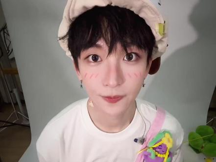 和蟹黄堡们一直都是真心换真心。#黄子弘凡 #演唱会 #追星 #双向奔赴