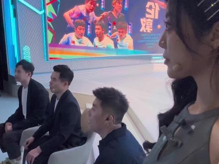 王楚钦3:2获胜,国乒男团晋级世乒赛四强! 讲真,我没想到这场比赛这么爽!半决赛加油啊!#王楚钦 #国乒男团晋级世乒赛四强 #世乒赛 #梁靖崑 #林诗栋