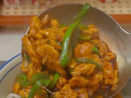 营养健康,家里老人小朋友都可以吃,赶快做起来吧#米粉#青椒鸡蛋粉