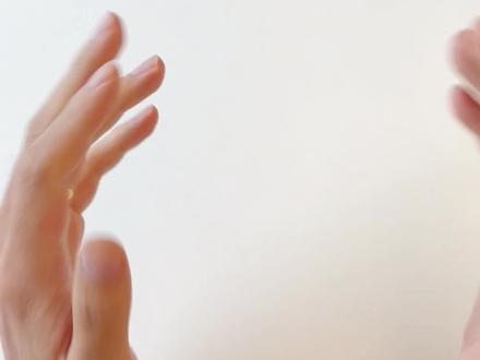 一张纸能给孩子玩一天💥
家里的玩具都玩腻了,不如用一张纸做一个折纸投篮给孩子玩,好玩又省💰,还能磨练孩子耐心与专注力
#折纸#玩具 亲子游戏#纸箱改造#DIY手工制作