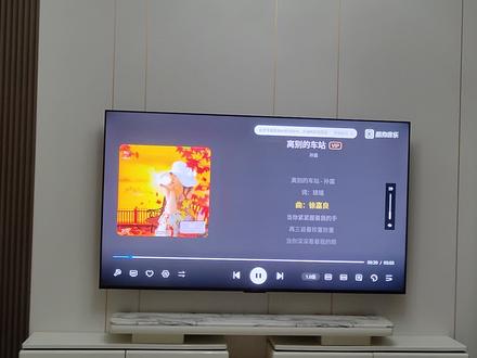 85寸电视上墙完毕😁雷鸟鹏7max