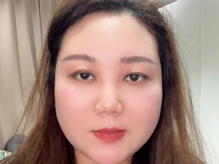 Seedance 2.0 全球首发,干翻 saro
#seedance2 #AI六边形战士 #一句话P视频 #AI工具 #测评