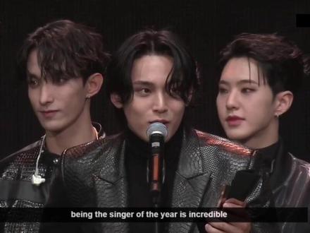 #seventeen #aaa颁奖典礼 #kpop #大赏
最佳歌手大赏—seventeen
次叔没有白干。