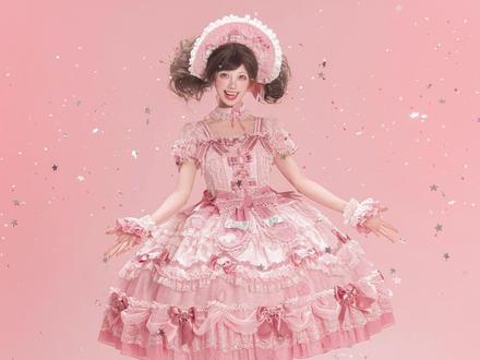 夏夏带着美乐蒂的人台讲解来啦 各种细节都在这里啦!
#仲夏物语 #三丽鸥 #美乐蒂 #仲夏物语三丽鸥 #仲夏物语美乐蒂