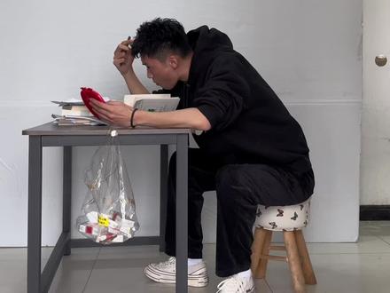 我照个镜子整出那么多事? #真实还原