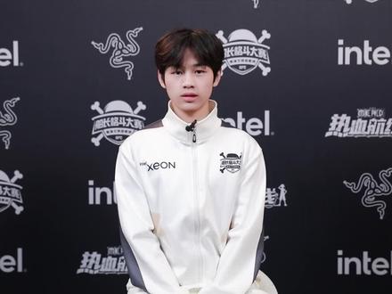 勇者无畏,拼搏战斗是热血竞技的常态,恭喜选手伽伽斩获冠军,选手486和晟酱分别夺得亚军和季军!一起来看看三位选手赛后都有什么想说的话吧~#船长格斗大赛 #航海王热血航线